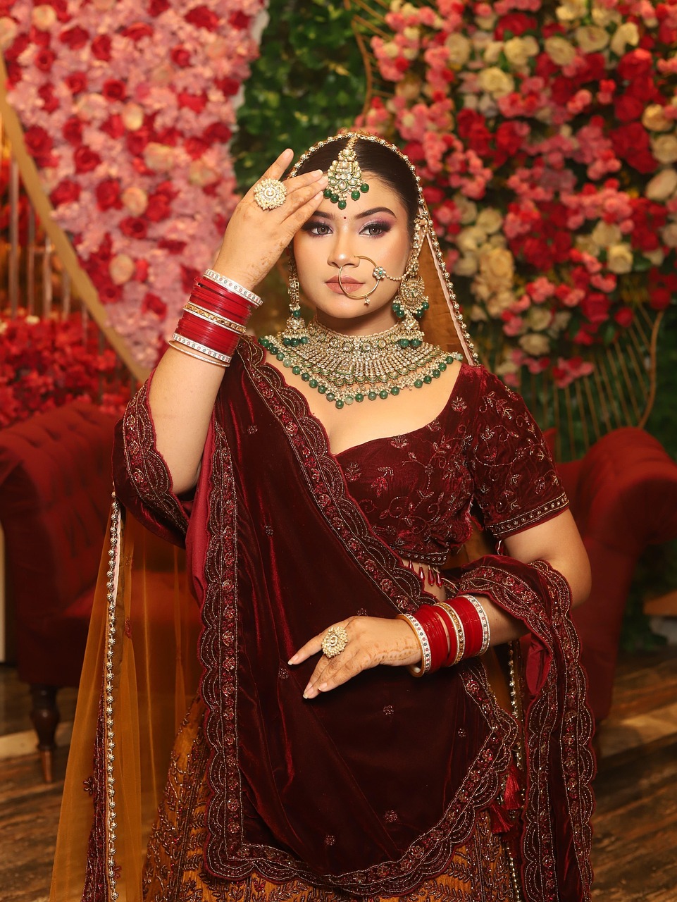 Best bridal makeup artist in Nagpur - Touchwood Beauty Studio bridal makeover